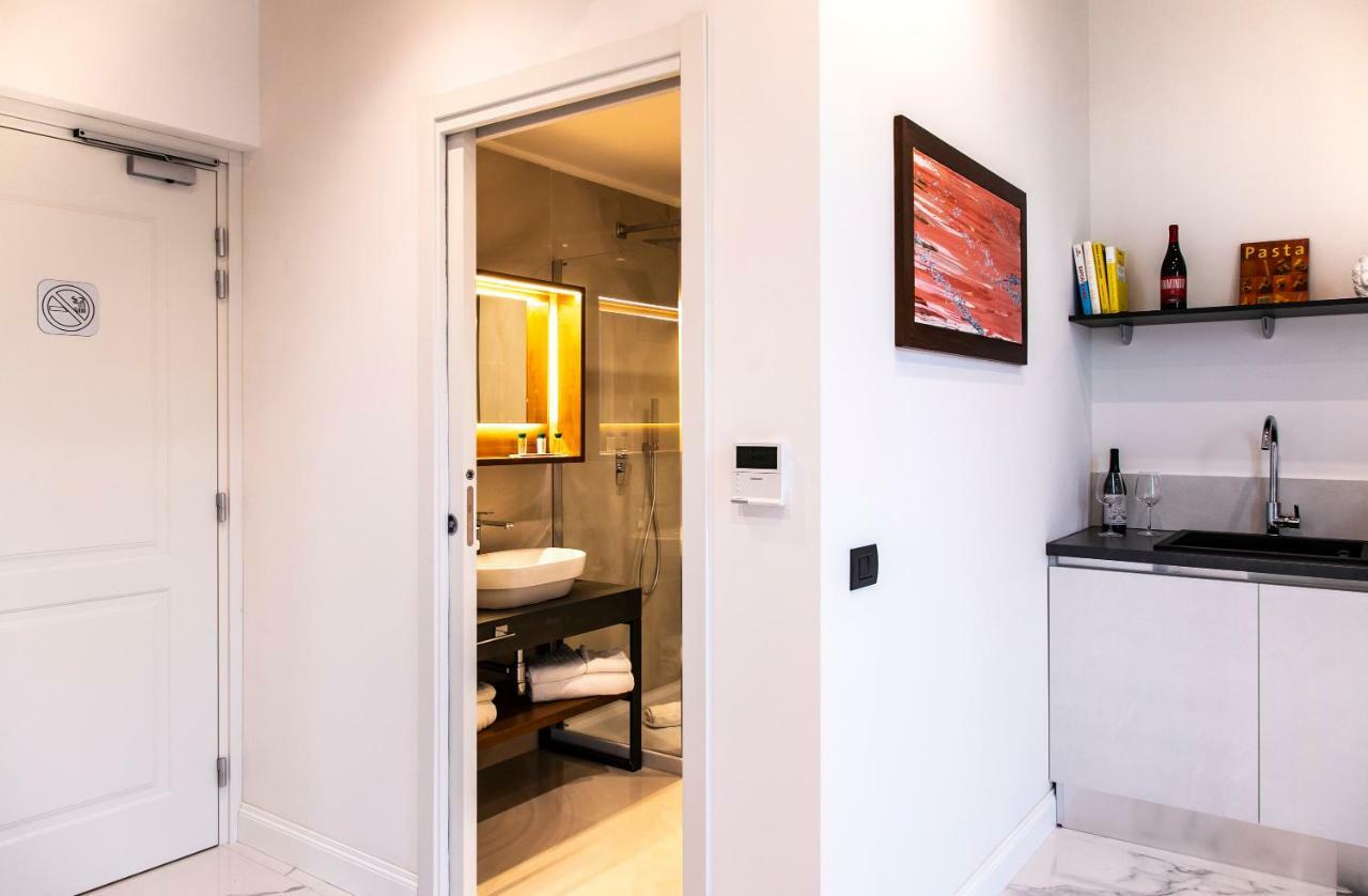 Palazzo Sovrana Serviced Luxury Apartments パレルモ エクステリア 写真