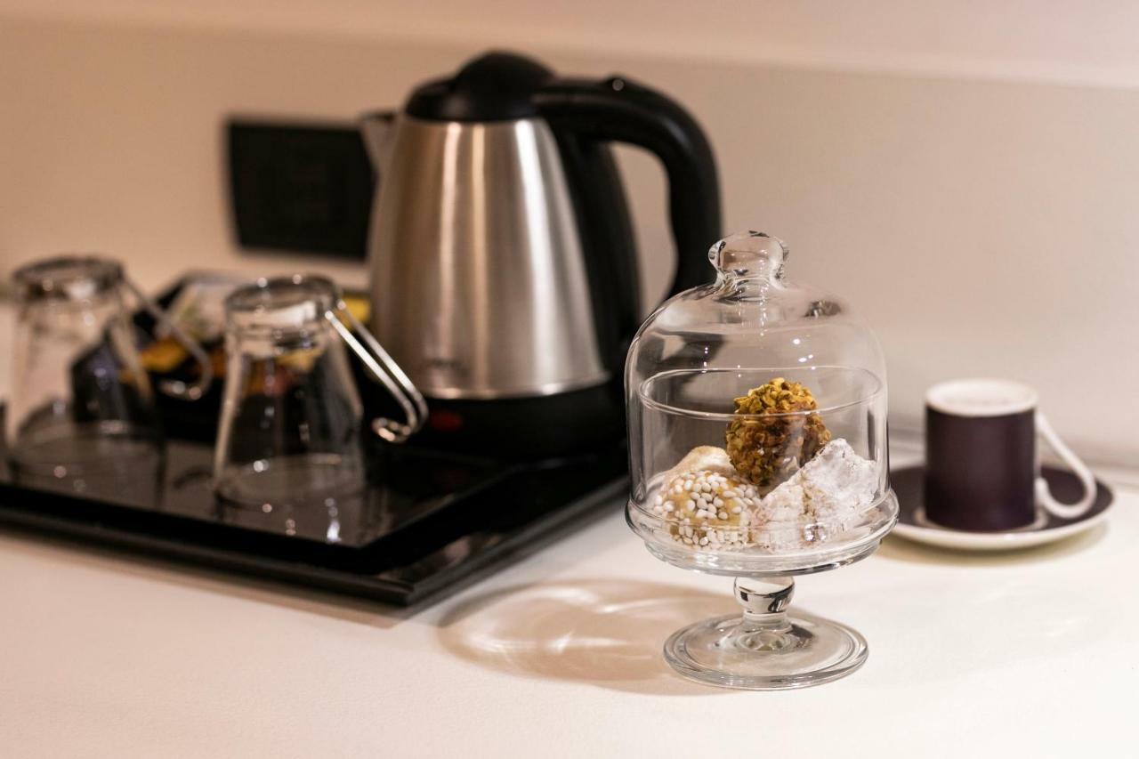 Palazzo Sovrana Serviced Luxury Apartments パレルモ エクステリア 写真